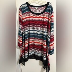 Vibrant Chevron Pattern Women's Tunic